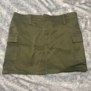 Olive green, cargo, mini skirt | Large